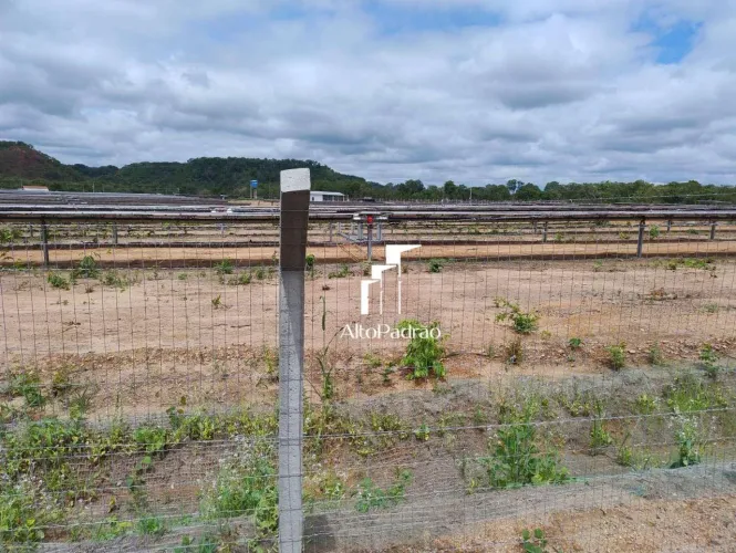 Terreno à venda, 5.600 m² por R$ 2.100.000 - Centro - Teresina/PI