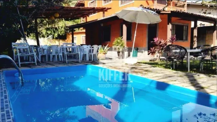 Casa com 3 dormitórios à venda, 160 m² por R$ 890.000,00 - Itaipu - Niterói/RJ
