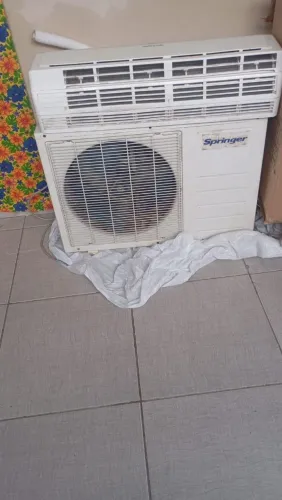 AR CONDICIONADO 12 mil Btu's.