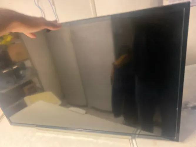 Vendo TV Sony 40 polegadas , bom estado