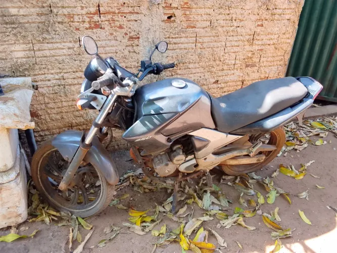 Vende se fazer 250