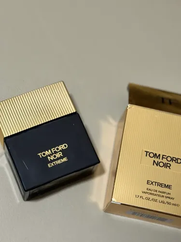 Noir Extreme Tom Ford Eau de Parfum - Perfume Unissex 50ml