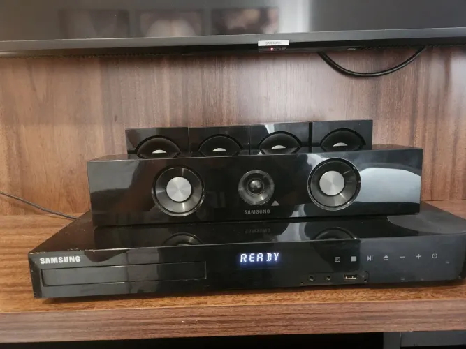 Home theater sansung 1000w com bluetooth