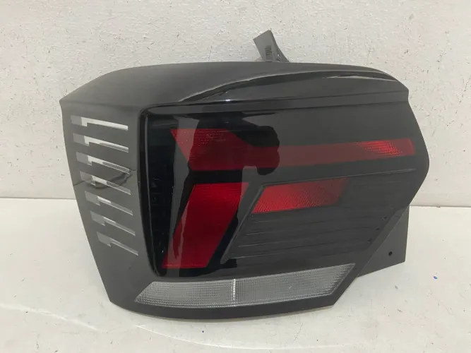 Lanterna Traseira Polo 2023 2024 2025 2026 Lado Esquerdo Original  