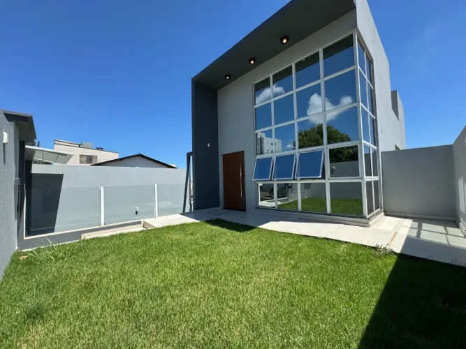Linda casa à venda na Vila Real, Chapecó
