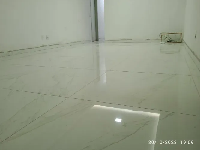 Pedreiro disponível 