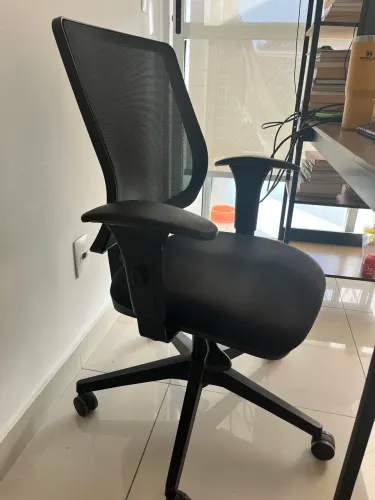 Cadeira de Escritório Ergonômica