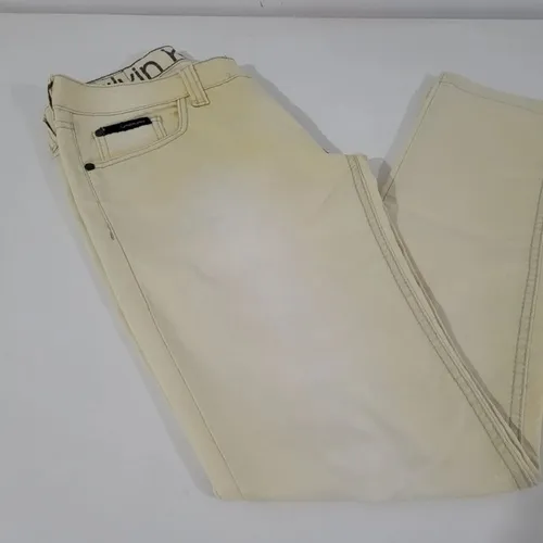 Calça jens feminina marca Calvin Klein