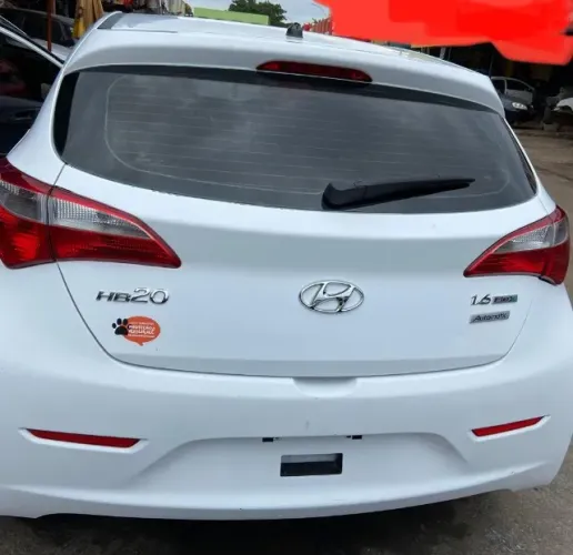 Desmontando Hyundai HB20! SR Peças usadas!