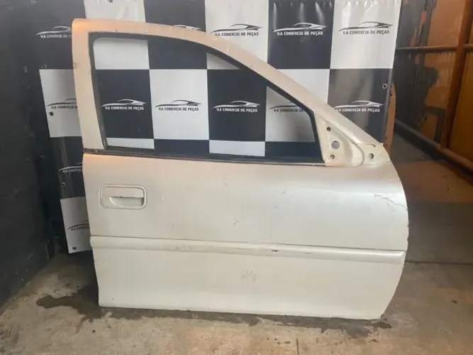 Porta Vectra dianteira direita