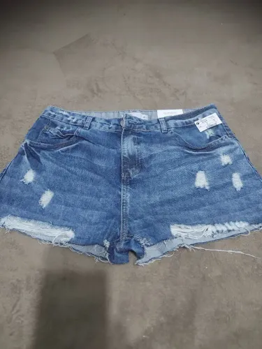 Shorts jeans 38 novo Renner
