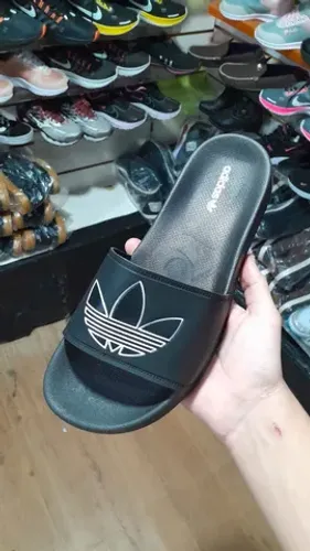 Chinelo slide adidas