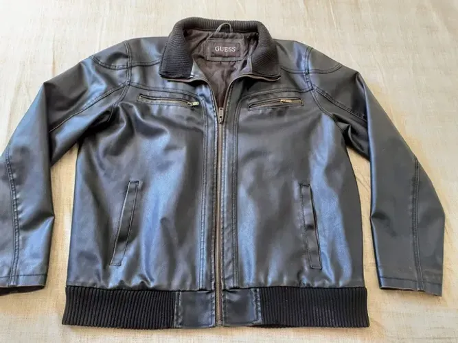 Jaqueta de Couro Guess Original tam. G