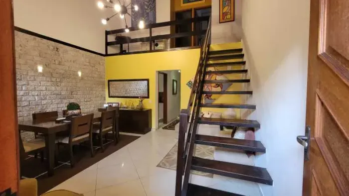 Casa de rua - / Residencial / Andarai