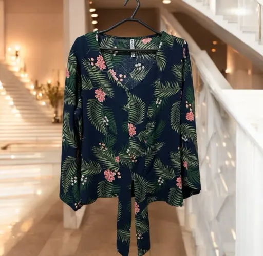 camisa floral amarrar na cintura viscose