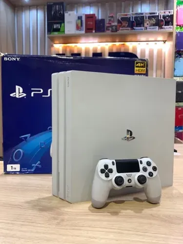 Playstation 4 PRO - USADO Branco - até 12x sem juros - Loja física em Curitiba
