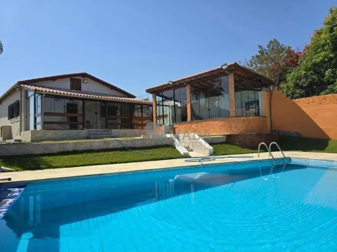 Chácara com 3 dormitórios à venda, 2000 m² por R$ 1.090.000,00 - Chácara Guanabara - Mogi 