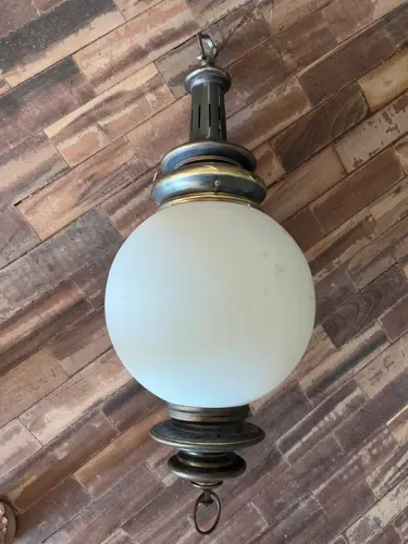 Grande Lustre de Vidro e Metal 