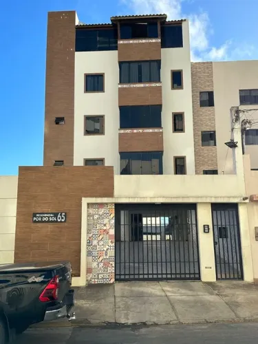 VENDE-SE AP NO CANDEIAS, NO TERREO OTIMA LOCALIZAÇÃO