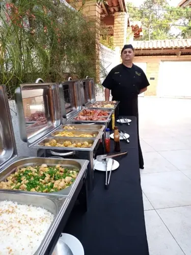 Churrasqueiro buffet completo
