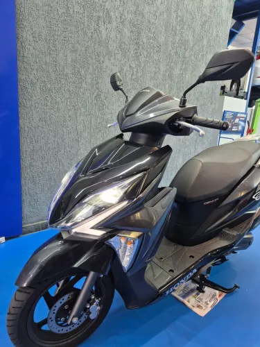 Moto em excelente estado