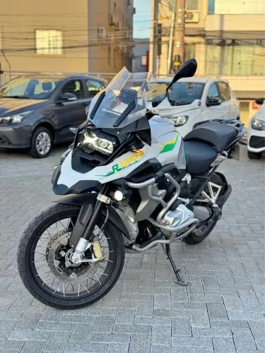 BMW R1250 - PREMIUM BRASIL - BAIXA KM