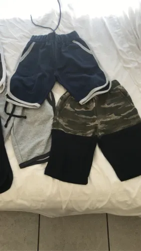 Bermudas moletom infantil