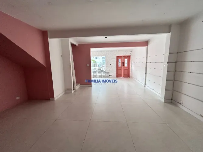 Venda sobrado terreno 10x30 4 vagas Embaré Santos/SP
