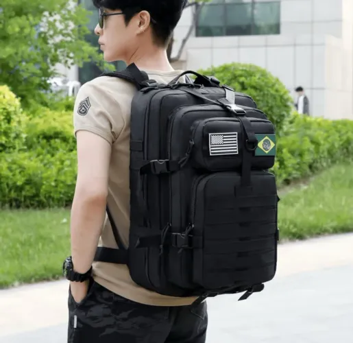 Mochila Tática Militar 50 Litros Ideal para trilhas, viagens, acampamentos ou uso diário