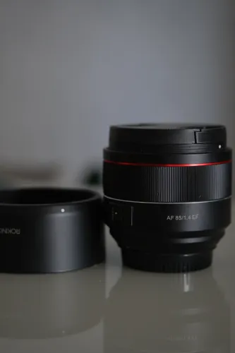 Lente 85mm 1.4 Rokinon para Câmera Canon
