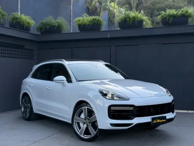 Porsche Cayenne Turbo 4.0 V8 550cv 2023