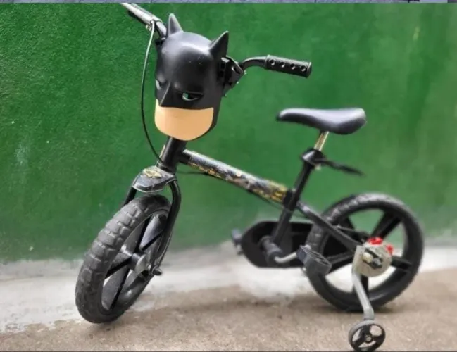 Bicicleta Infantil Batman