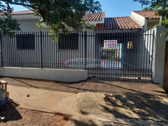 Casa para alugar no bairro Moradias Atenas