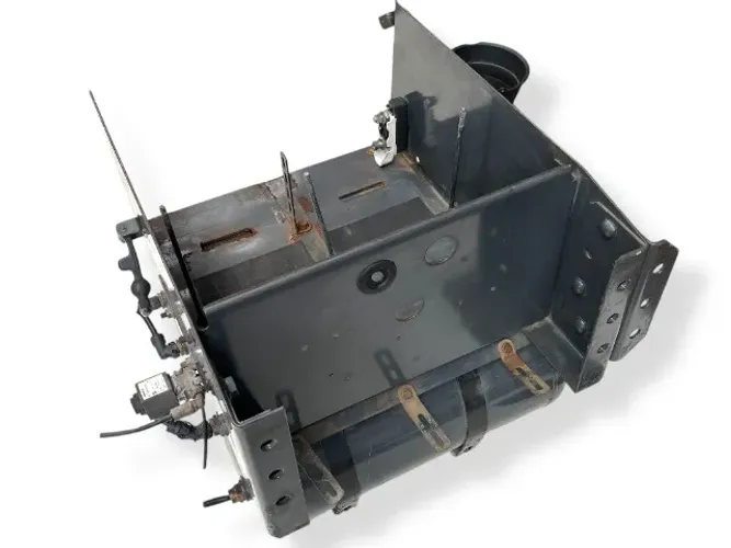 Suporte Caixa Bateria Balão De Ar Volvo Vm 220 260 270 310