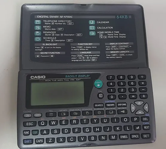 Calculadora Casio Digital Diary SF-4700C 64KB