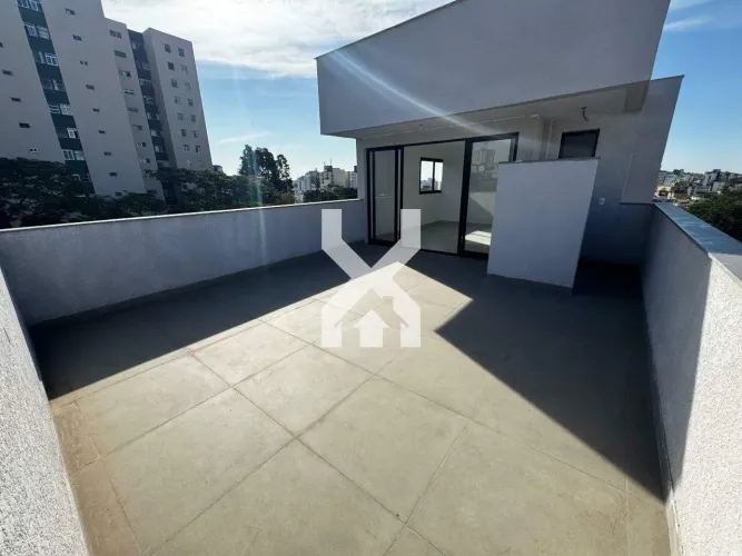 Cobertura à venda, 4 quartos, 1 suíte, 2 vagas, Sagrada Família - Belo Horizonte/MG