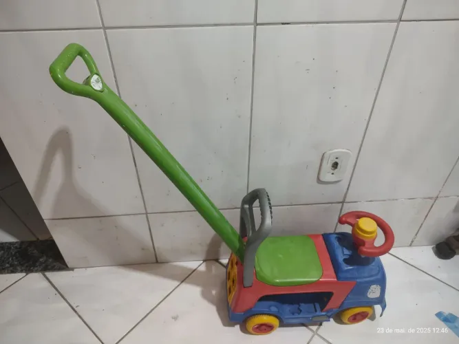 Carrinho Andador Infantil - Carrinho com Haste