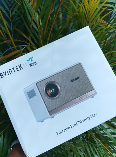 Projetor Byintek Plato T5 Max - Google TV Full HD Android Wifi (Lacrado)