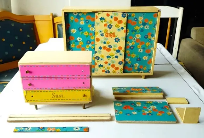 Brinquedos Móveis Susi da Estrela (Guarda-Roupa + Cômoda) - Anos 60 e 70 (Com Avarias)