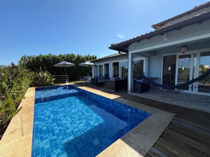 Mansão à venda frente ao Lago - Búzios