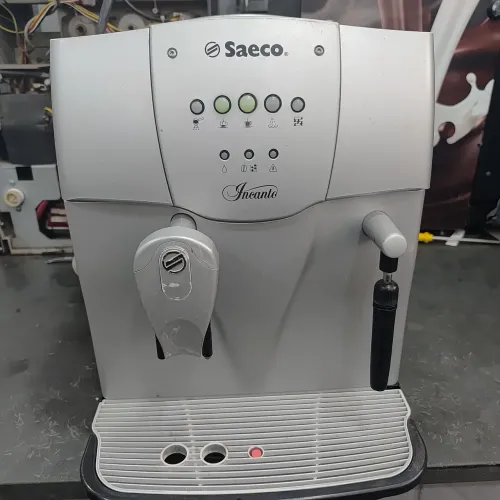Cafeteira Saeco Incanto