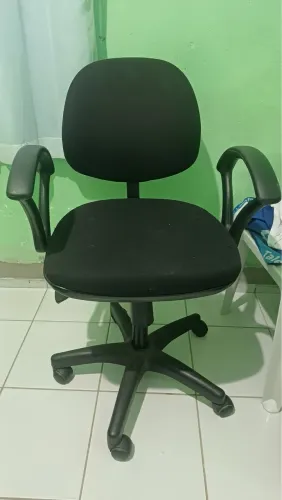 Cadeira de escritório giratória 