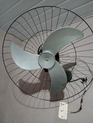 Vendo ventilador de parede 