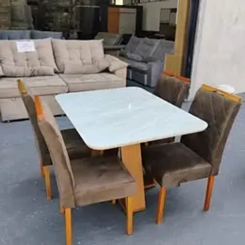 Mesa De Jantar Com 4 Cadeiras