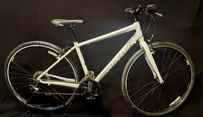 Bicicleta Nova Specialized Vita 2016 Aro 700 Tam M Branca/Prata/Carvão