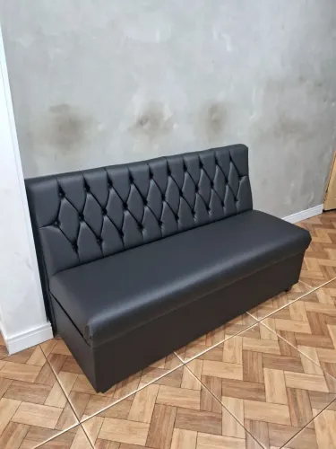 Banco Estofado Design Clássico