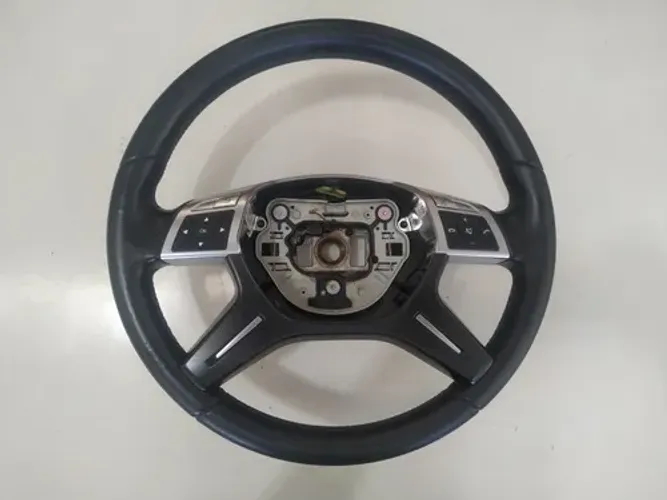 Volante Mercedes Benz C180 1.6 Turbo 2014 C/detalhe  0086