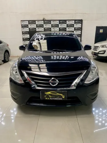Nissan Versa SV 1.6 2020