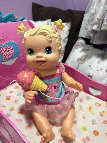 Baby Alive Sorvetinho Língua Magnética
