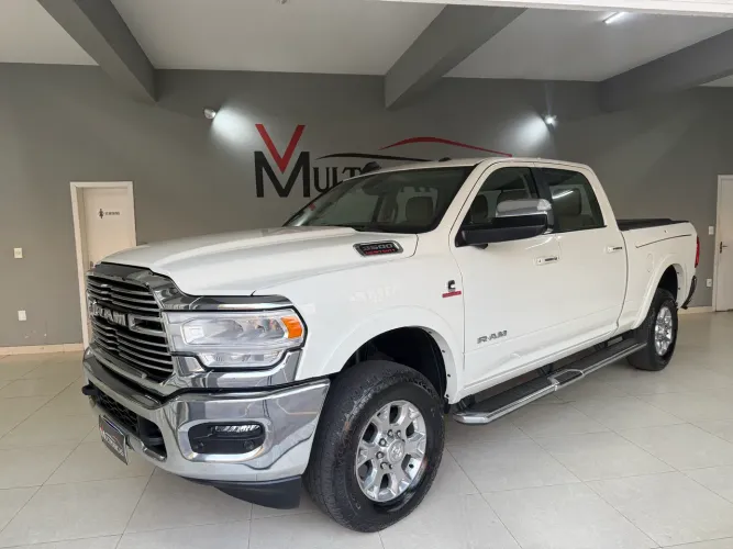 RAM 3500 LARAMIE 6.7 TB CD 4x4 Diesel